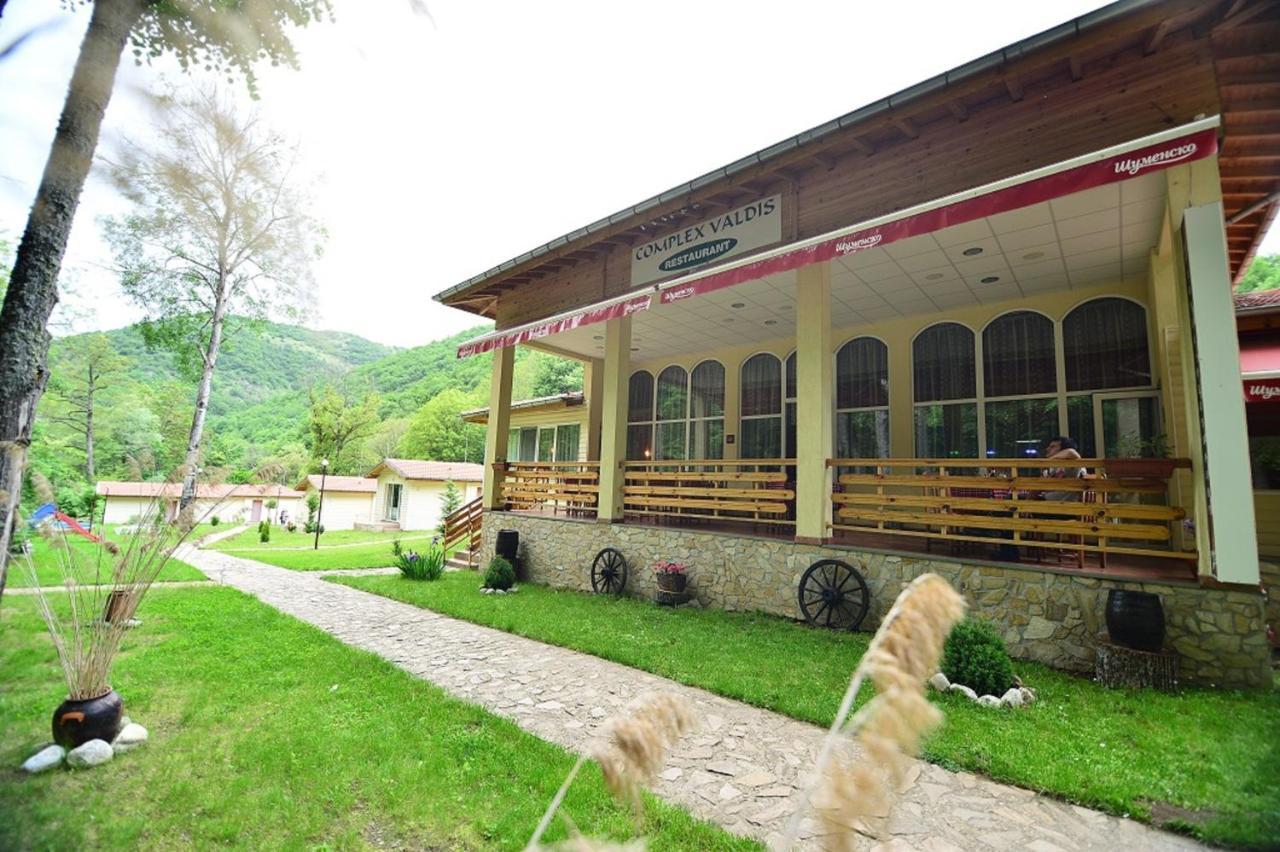 Hotel Valdis Pastra ภายนอก รูปภาพ
